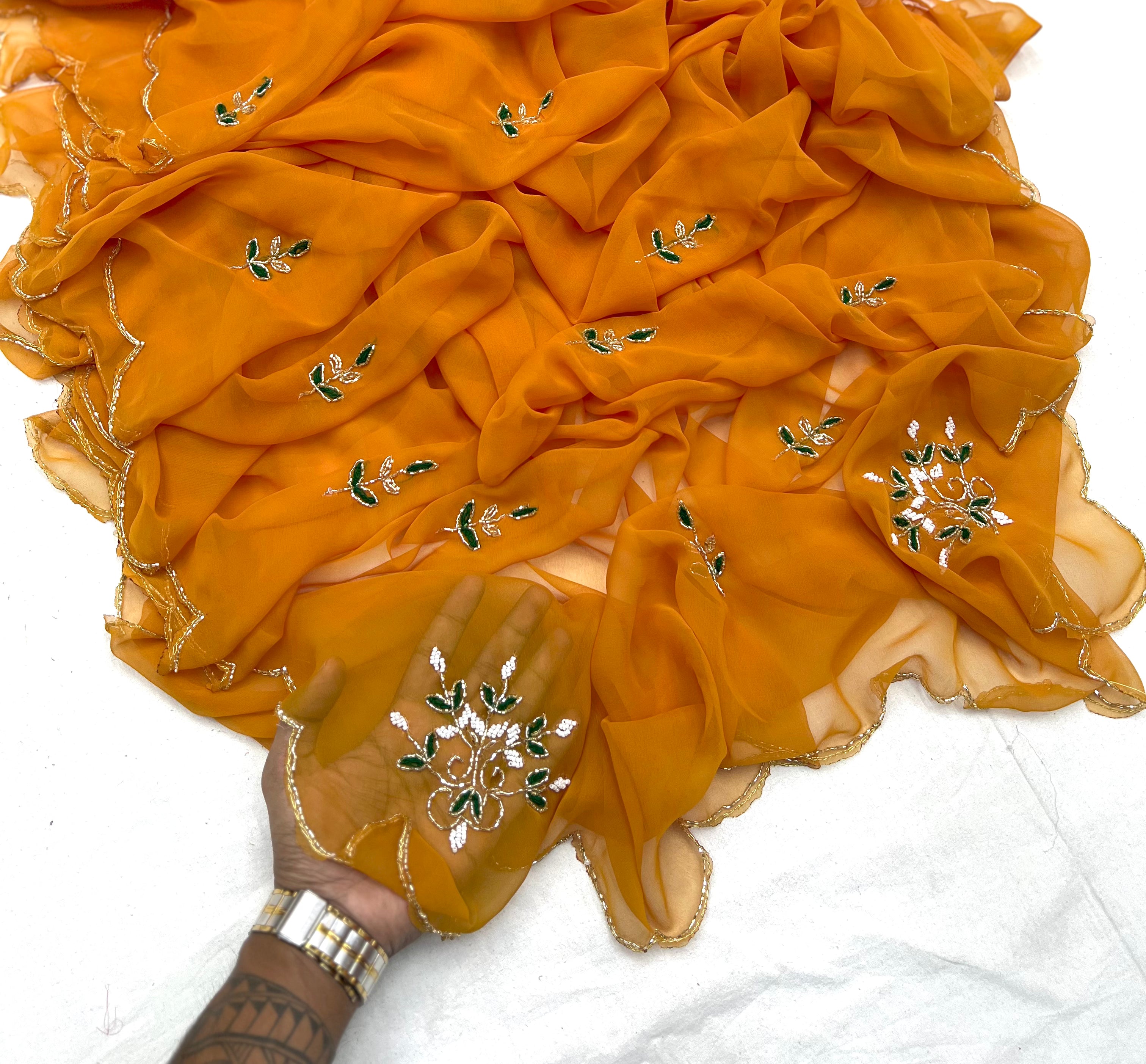 Hend work Bodar cut D.no:-one Saree